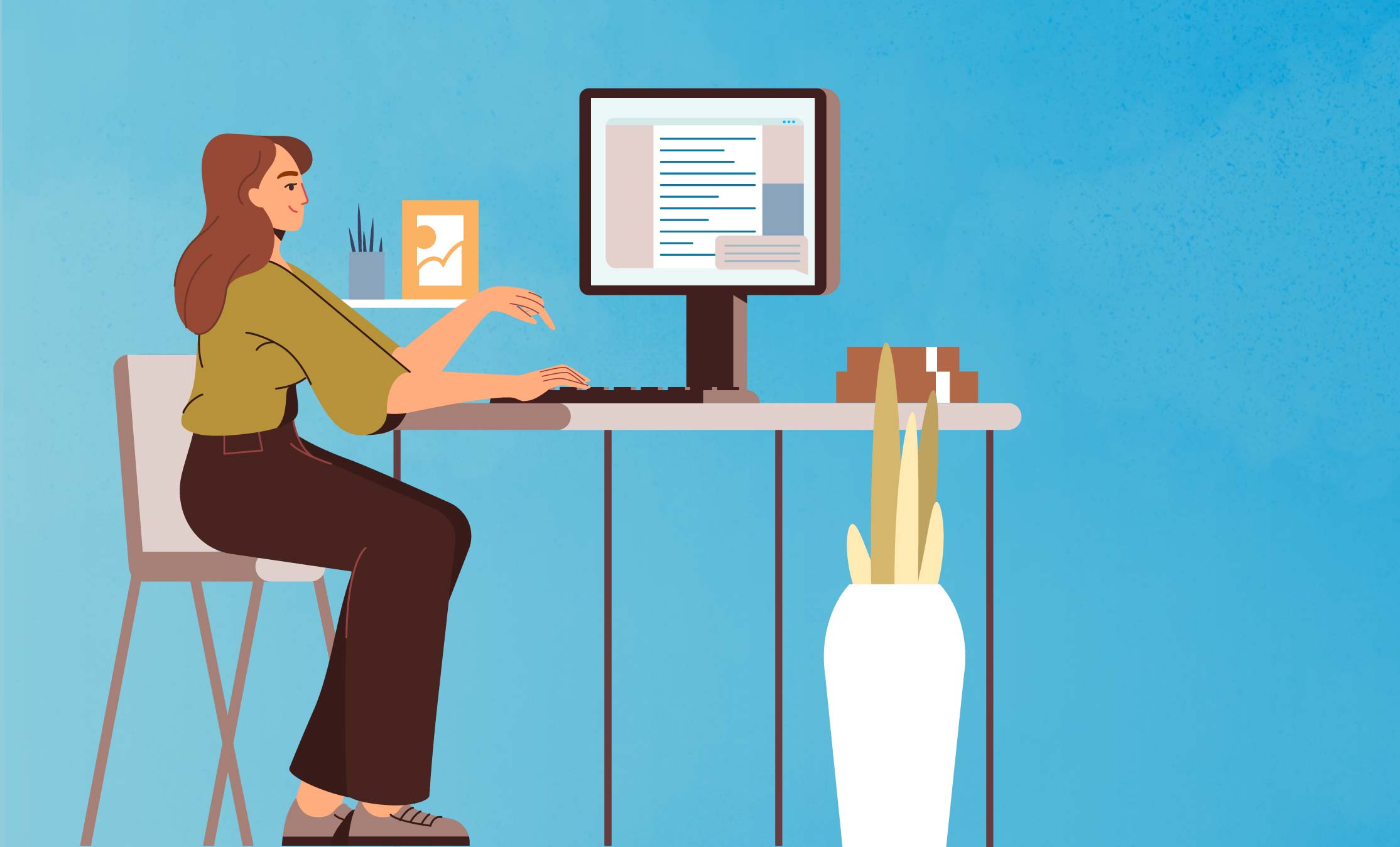 Mujer sentada, trabajando frente a un computador.